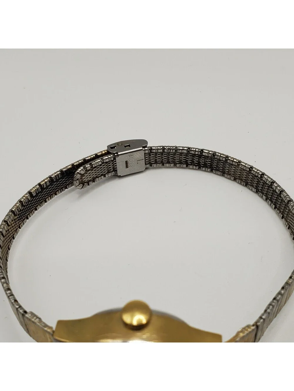 Vintage Timex Mechanical Womens Watch  Gold Tone 17mm For Parts Or Repair